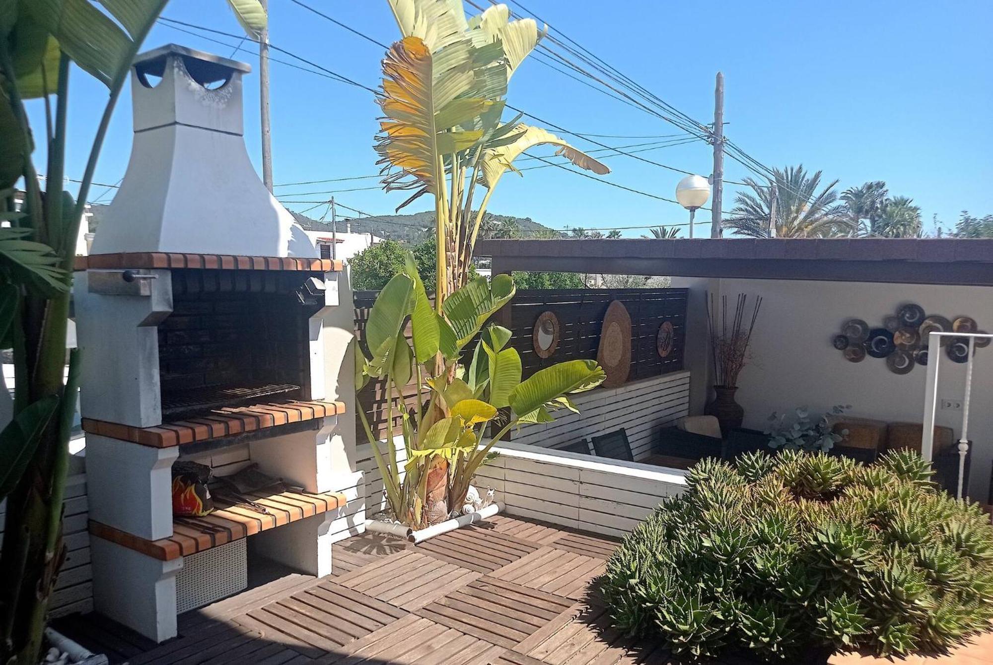 Villa Inibiza - Juncos *