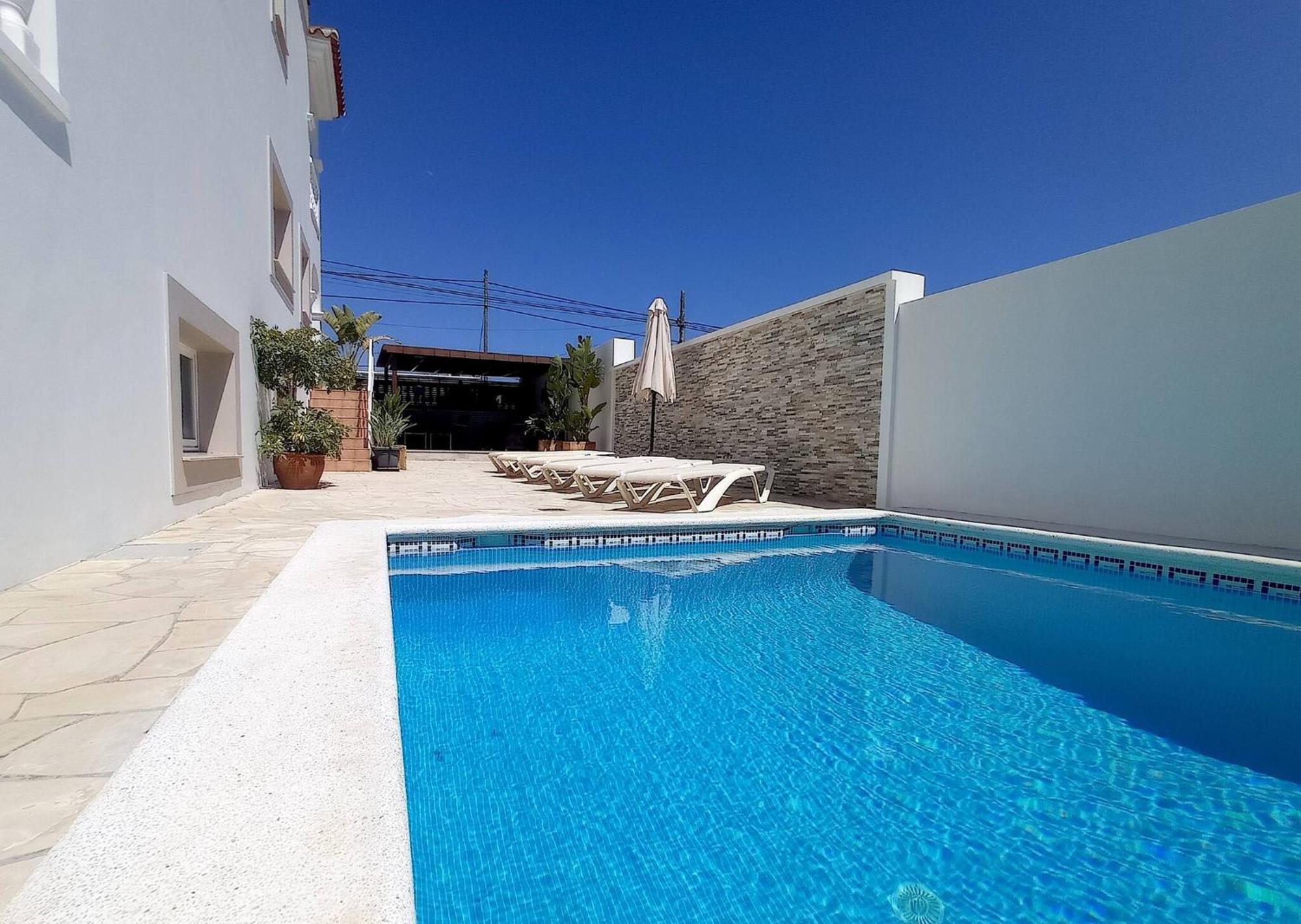 Inibiza - Juncos Villa Can Furnet